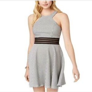 CITY STUDIO Womens BLACK WHITE Checked Stretch Fit N Flair DRESS SZ 7 NWT